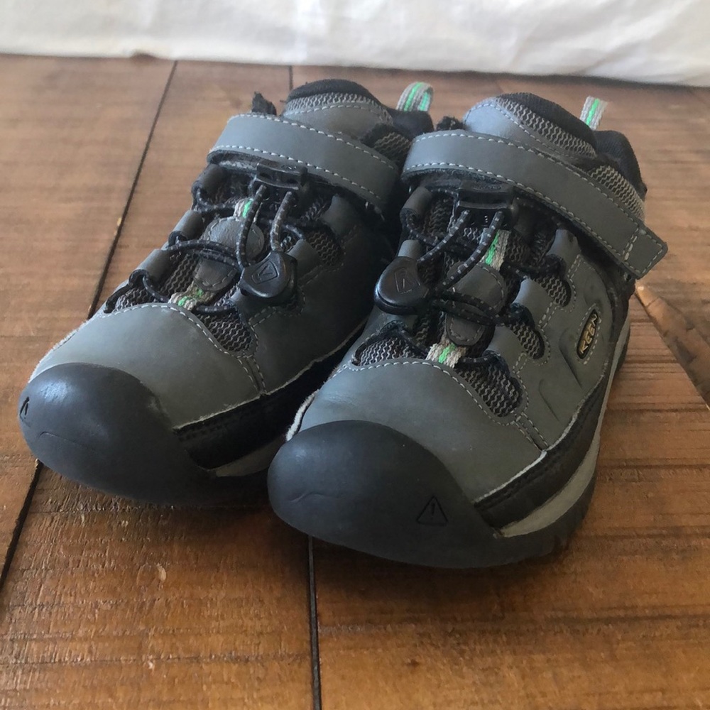 Keen Targhee Waterproof Hiking Shoes